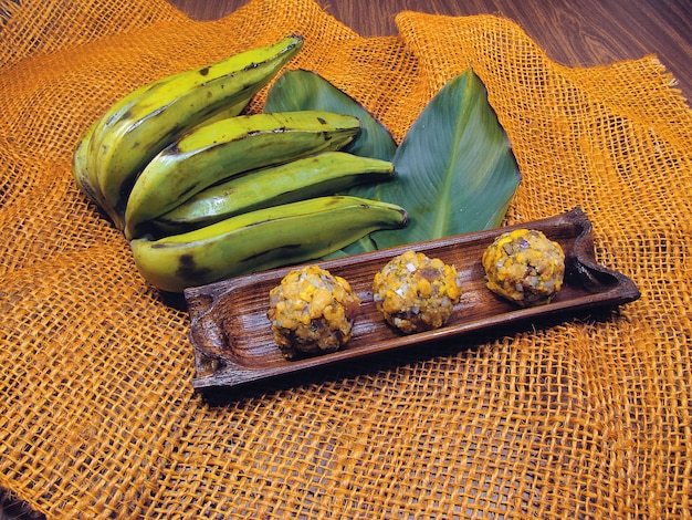 Boules de plantain vertes