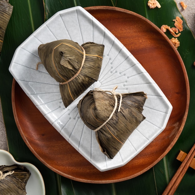 Photo boulette de riz zongzi pour la nourriture du festival des bateaux-dragons de duanwu