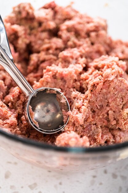 Boulettes de viande cuites au four