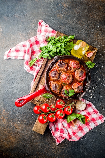 Boulettes de viande cuites maison