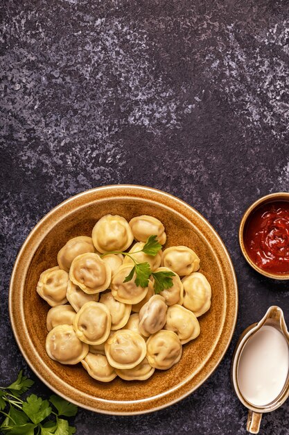 Boulettes de viande maison Pelmeni russe