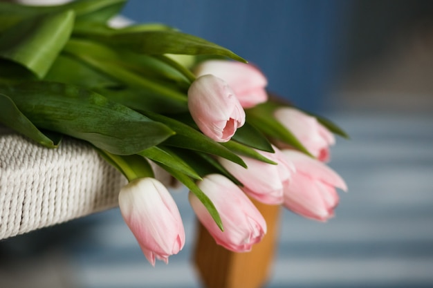 Bouquet de belles tulipes roses