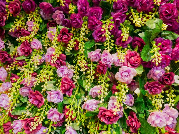 Photo bouquet décor de fleurs en cérémonie de mariage. fleurs artificielles.