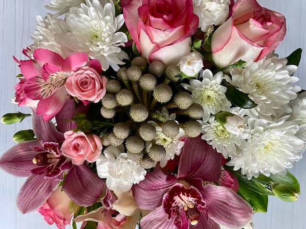 Un bouquet de fleurs du fleuriste du mois