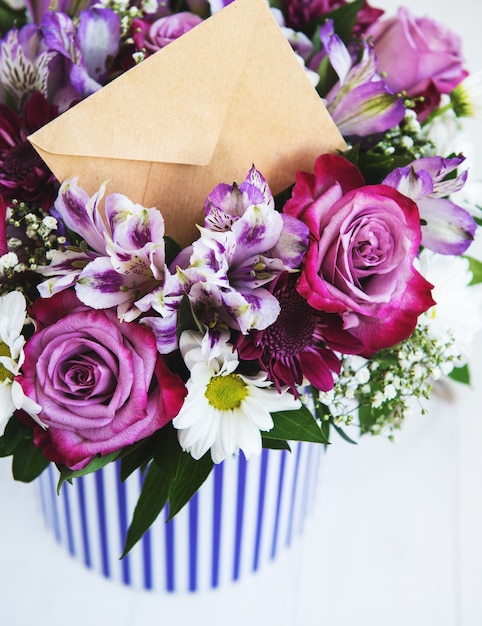 Photo bouquet de fleurs roses