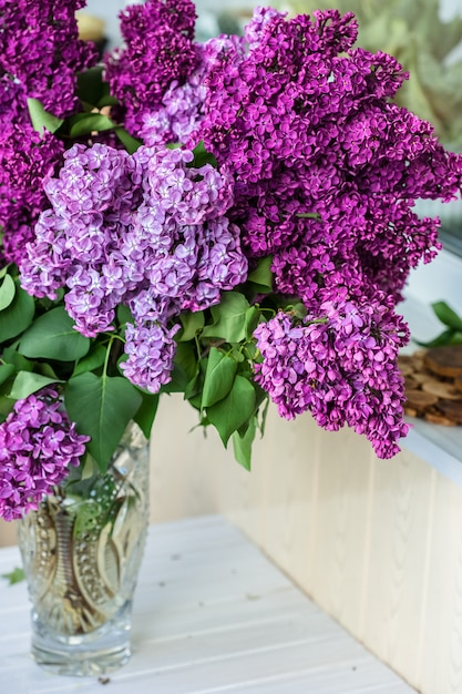 Un bouquet de gros plan lilas