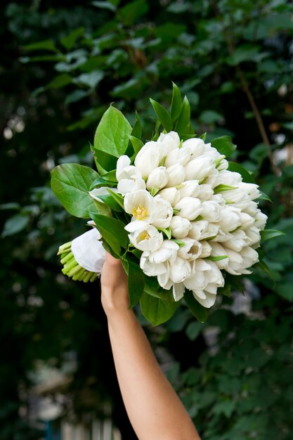 Bouquet de main pour la mariée