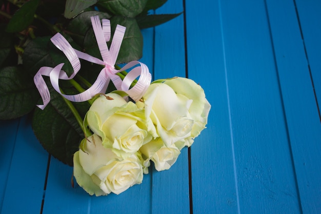 Bouquet de roses blanches