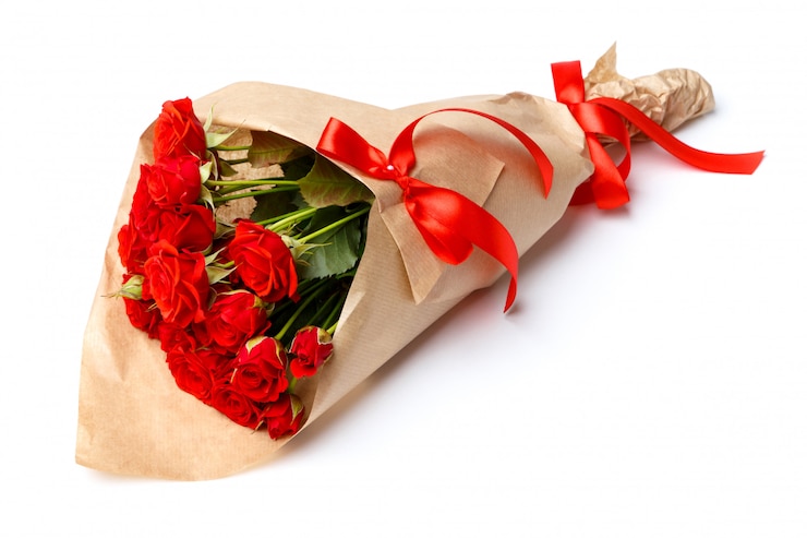 Photo bouquet de roses rouges isolé sur blanc. concept de la saint-valentin