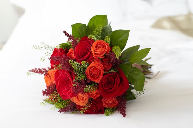 Photo bouquet de roses rouges