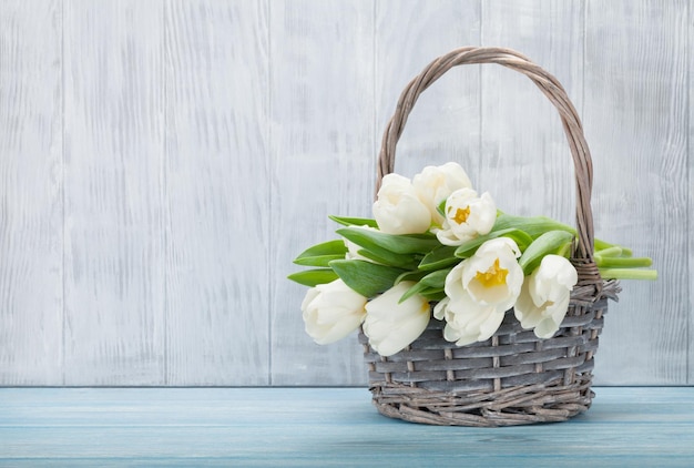 Bouquet de tulipes blanches