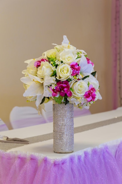 Bouquet avec une variété de bouquet de mariée rose