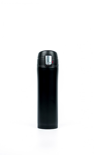 Bouteille thermos noire sur fond blanc avec espace de copie