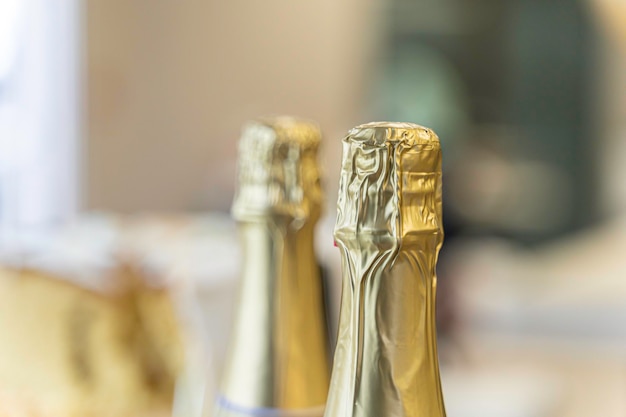 Bouteilles de champagne lors d'une réception de mariage