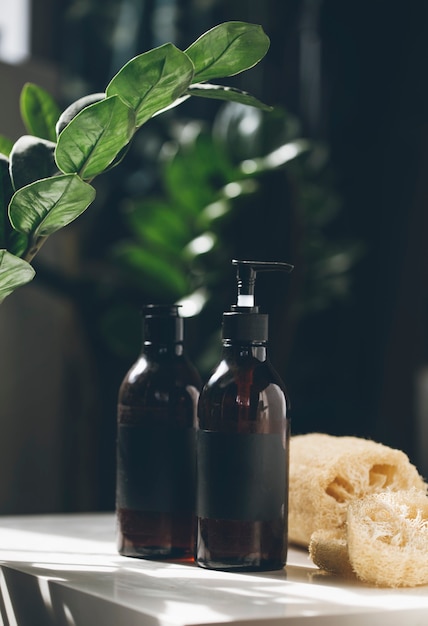 bouteilles cosmétiques à la mode