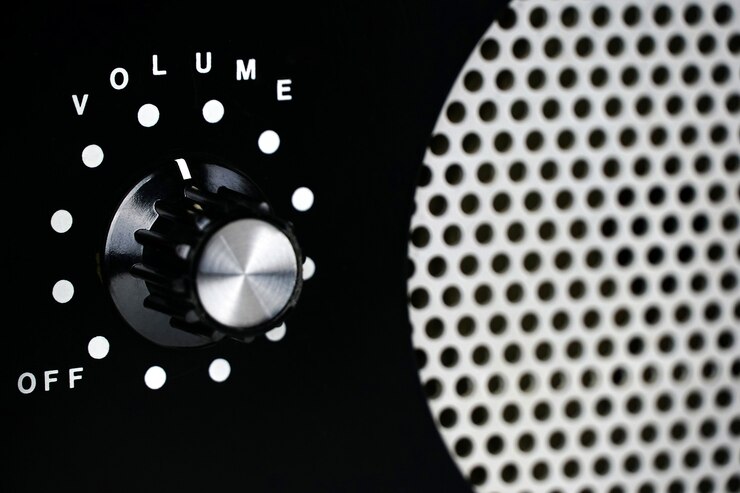 Bouton de volume en métal noir acier chromé échelle blanche