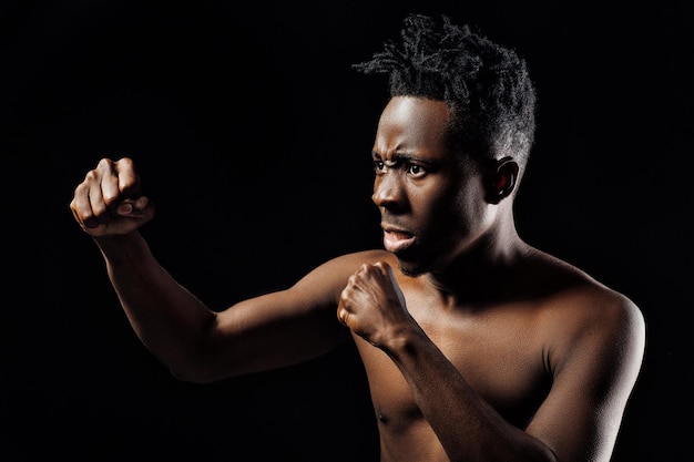 Boxe d'athlète masculin afro-américain