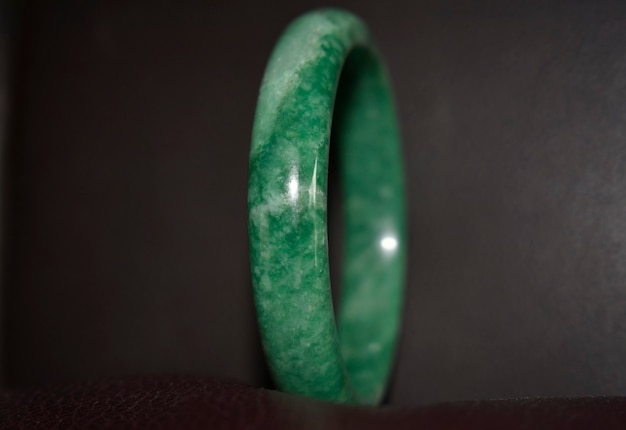 bracelet jade