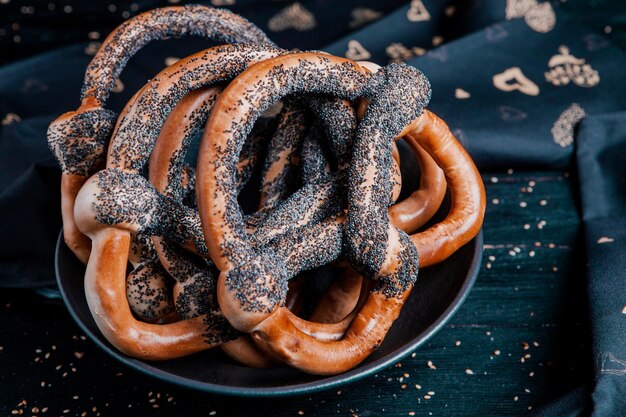 Bretzels mous maison fraîchement préparés