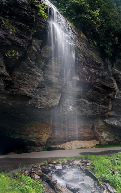 Bridal Veil Falls près de Highlands NC