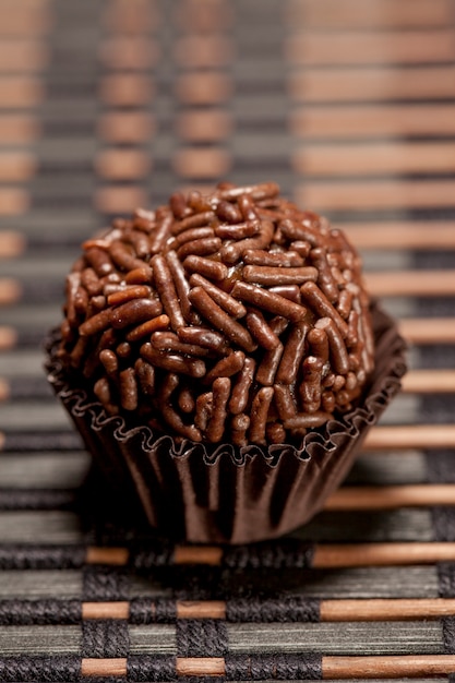 Brigadeiro un bonbon brésilien.