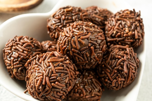 brigadeiro délicieux dessert traditionnel en-cas avec pépites