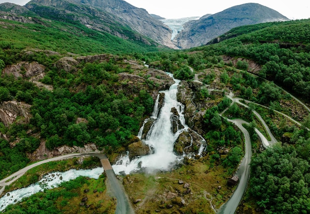 Briksdalsbreen est un bras glaciaire de JostedalsbreenBriksdalsbre Norvège