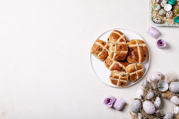 Brioches de Pâques traditionnelles