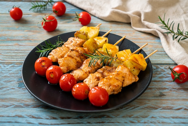 brochette de poulet grillé