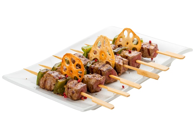 Brochettes de poulet satay au citron vert et piment