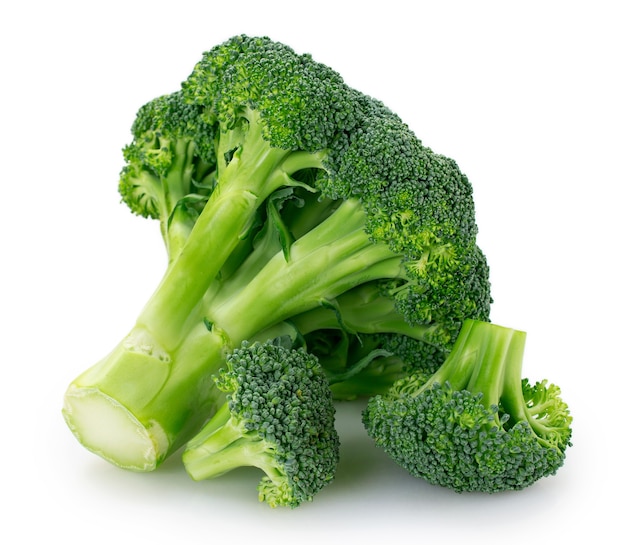 Brocoli frais isolé sur fond blanc libre