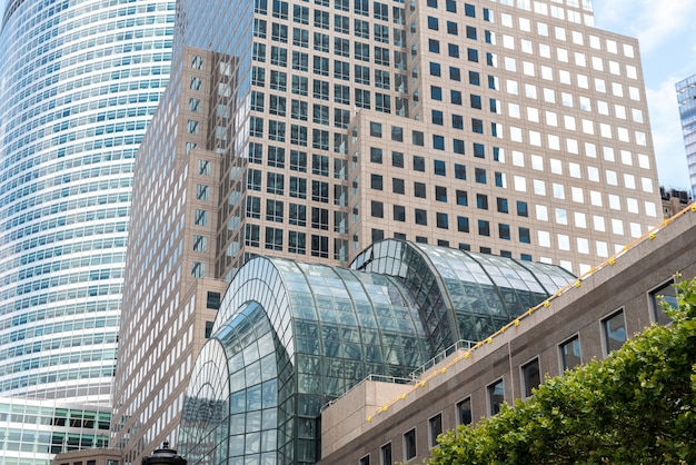 Brookfield Place est un complexe d'immeubles de bureaux situé en face de West Street du World Trade Center à Manhattan.