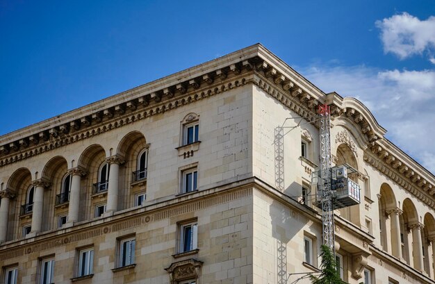 Bulgarie, Sofia, façade d'un vieux bâtiment au centre-ville