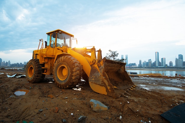 Bulldozer sur un chantier de construction