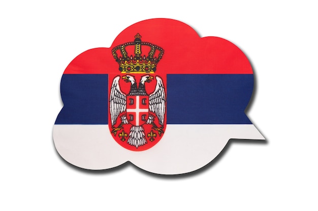 Photo bulle de dialogue avec le drapeau national de la serbie isolé sur fond blanc