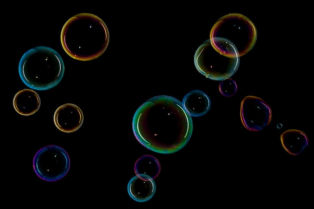 Bulles sur fond noir