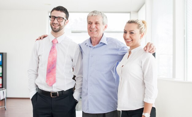 Bureau de travail pour hommes d'affaires et cadres