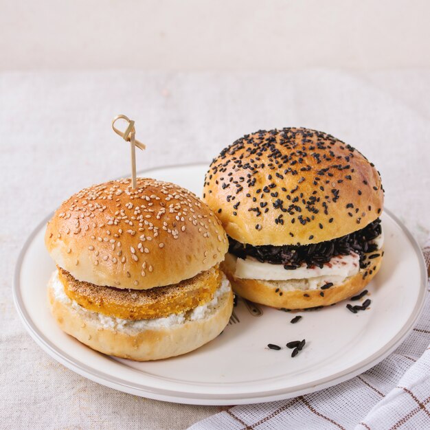 Photo burger végétarien fait maison