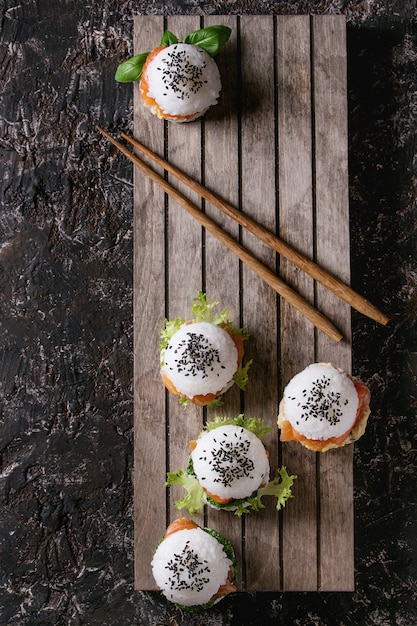 Burgers de sushi au riz