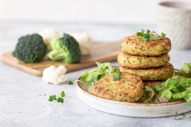 Burgers végétariens avec chou-fleur brocoli quinoa