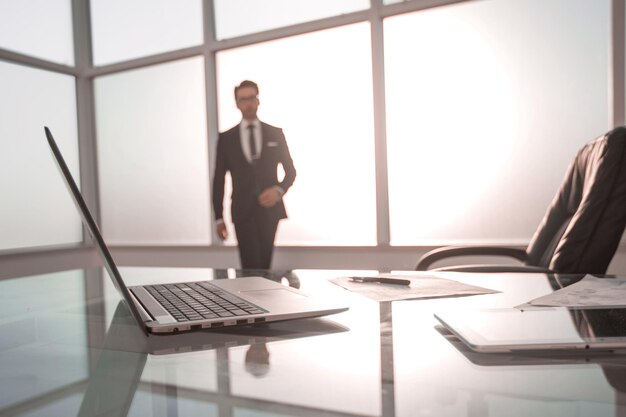 Business desk Dans un bureau moderne