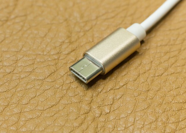 Câble de type USB c il périphérique de connexion bouchent image.