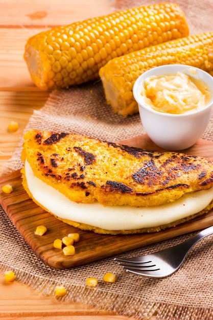 Cachapas au fromage beurre de maïs maïs moulu et fromage blanc Cuisine vénézuélienne