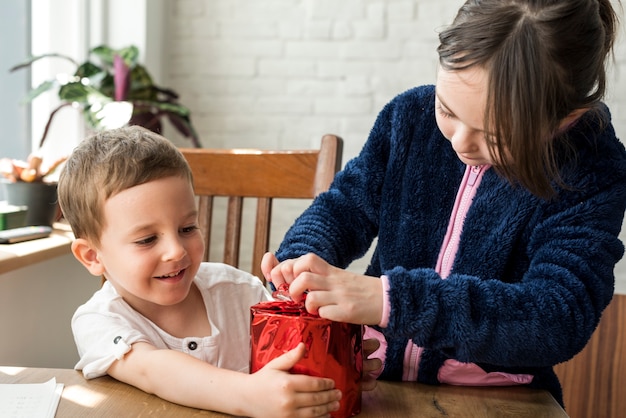 Cadeau Garçon Présent Bonheur Des Fêtes