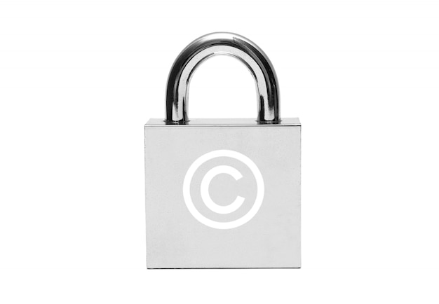 Cadenas en argent avec signe de copyright