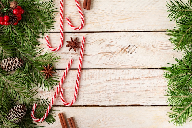 Cadre fait de décor de Noël sur bois