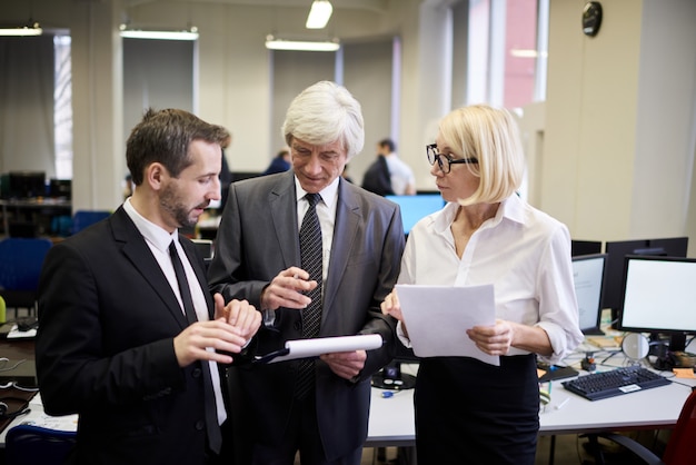 Cadres matures au bureau