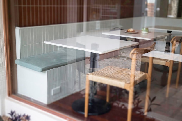 Café intérieur de la chambre avec un mobilier confortable