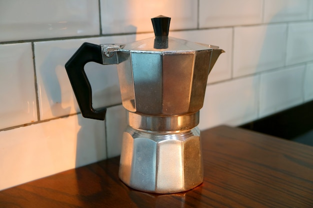 Cafetière sur la cuisine