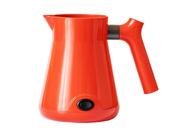 Cafetière rouge turc isolé sur fond blanc Cuisson des boissons populaires pour le petit-déjeuner et l'équipement ménager